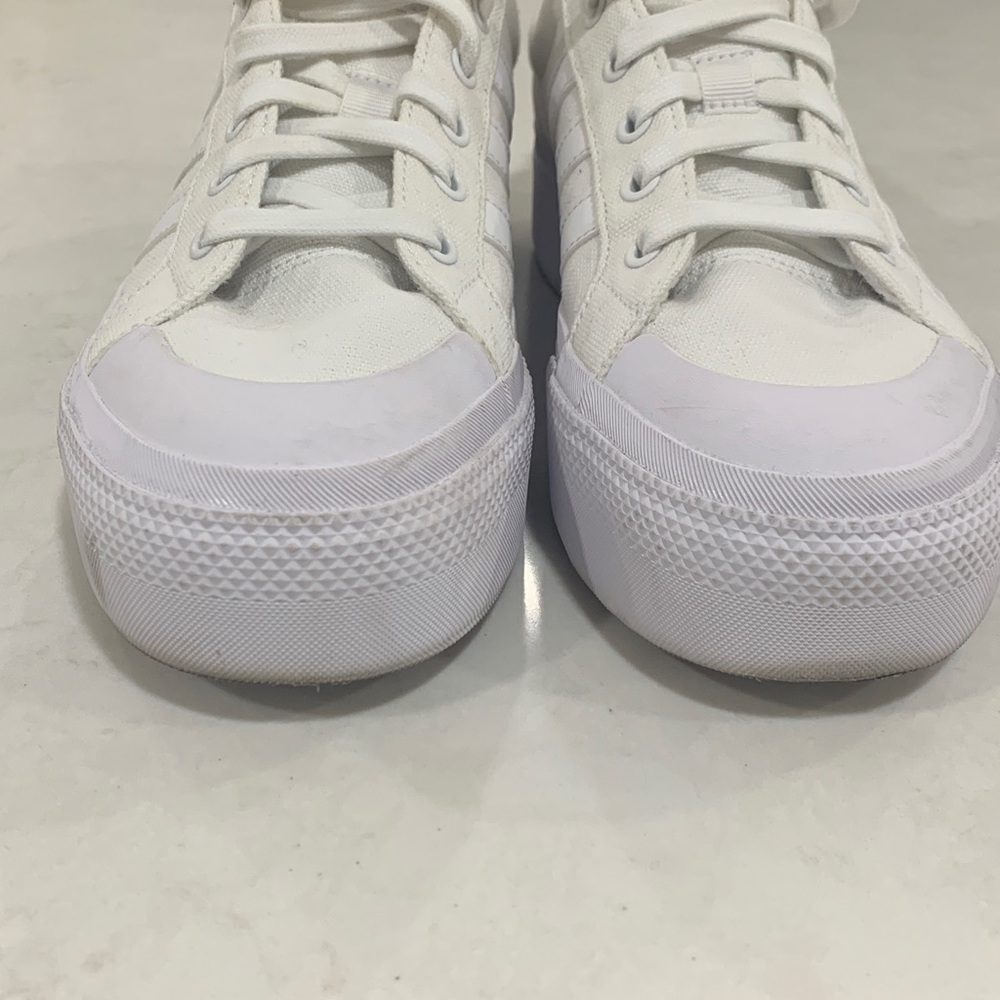 Adidas White Canvas Sneakers Size 8.5 white - Picture 10 of 11